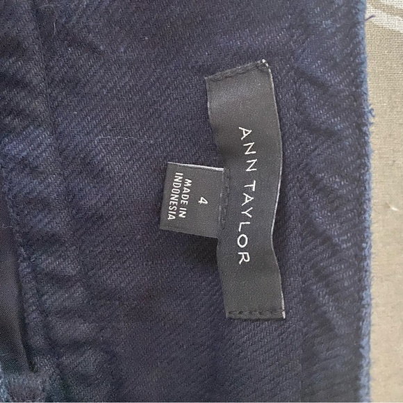 Ann Taylor A-Line Buckle Wrap Skirt Lined Size 4 Linen Blend Navy Blue Mini EUC - Picture 5 of 6